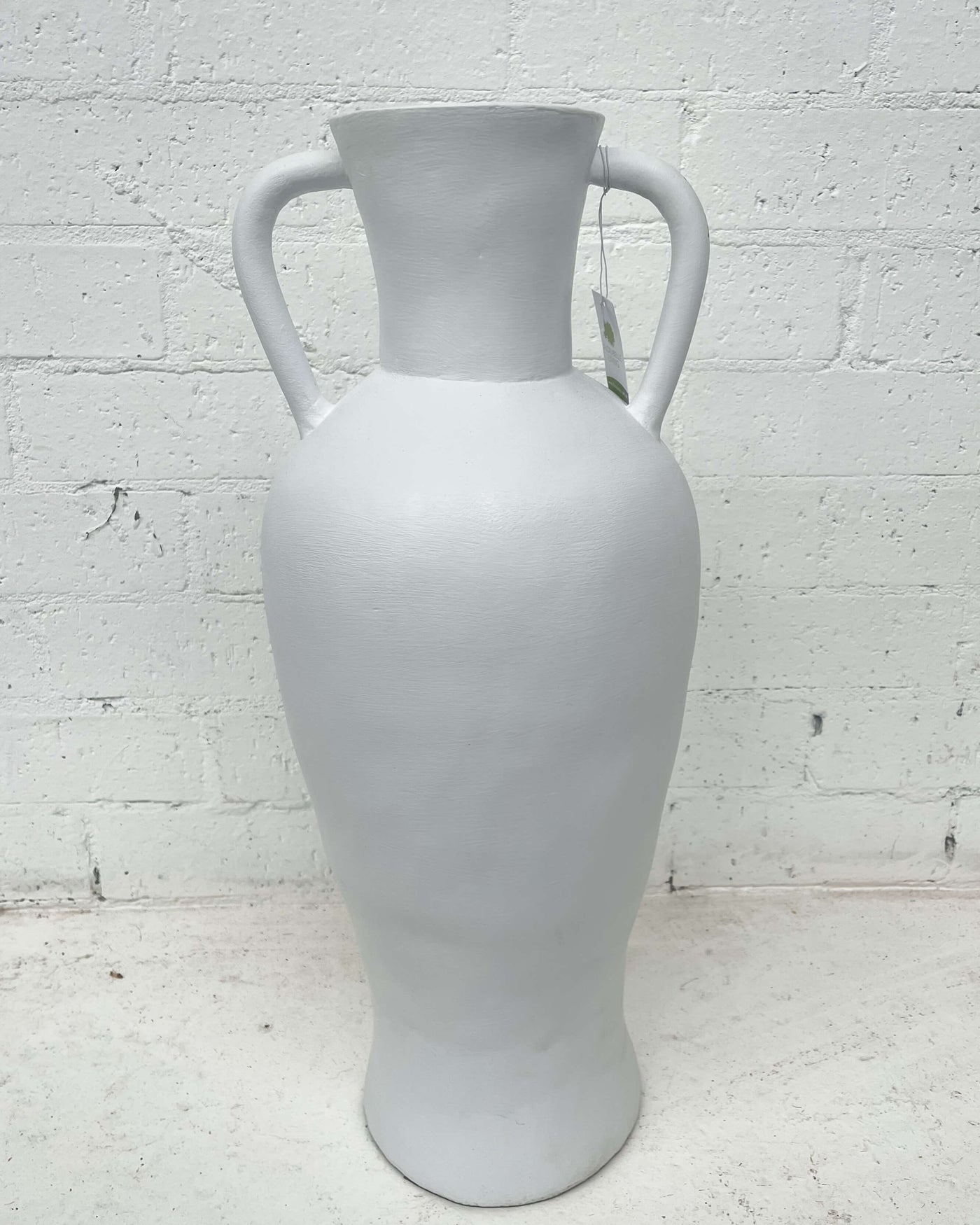 Round White Terracotta Vase – Home on Darley